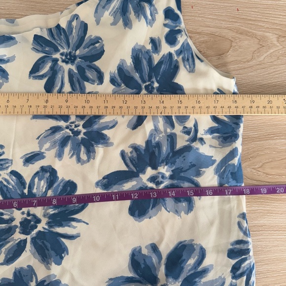 Reformation Large Chandelier Floral Midi Dress Celestia‎ Blue Floral Ivory - Picture 10 of 12